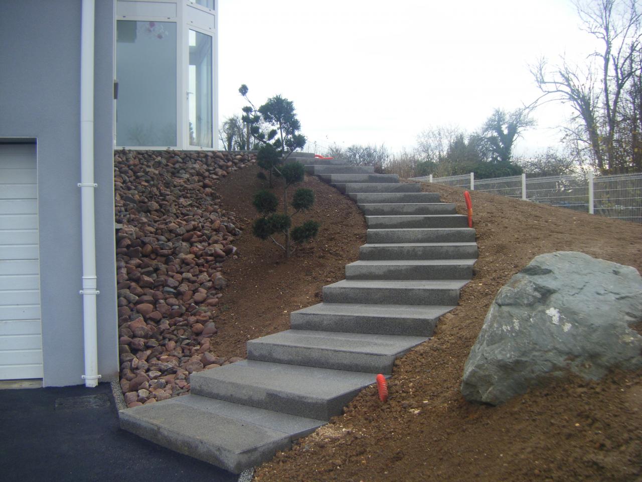 Création d'escalier en béton à Dierre
