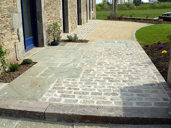 Dallage, terrasse, chape pavée dans l'Indre-et-Loire